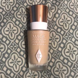 Charlotte Tilbury Magic Foundation Shade 7